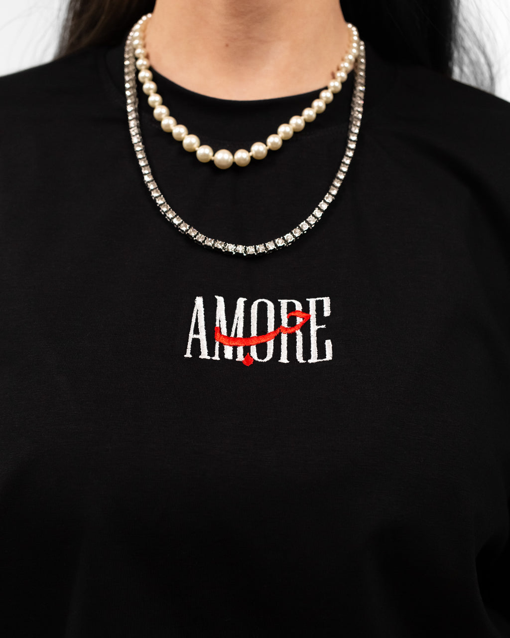 Amore Tee