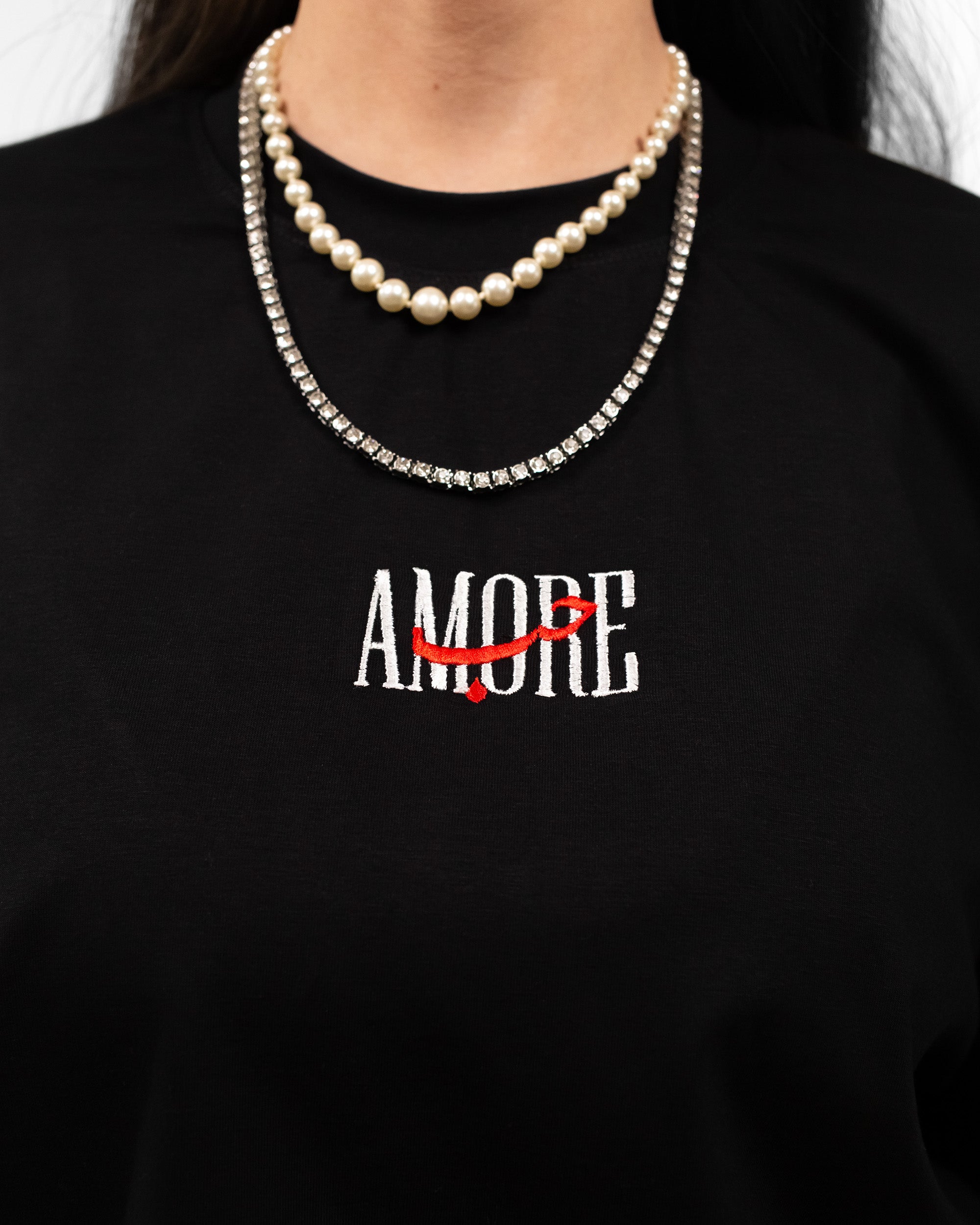 Amore Tee